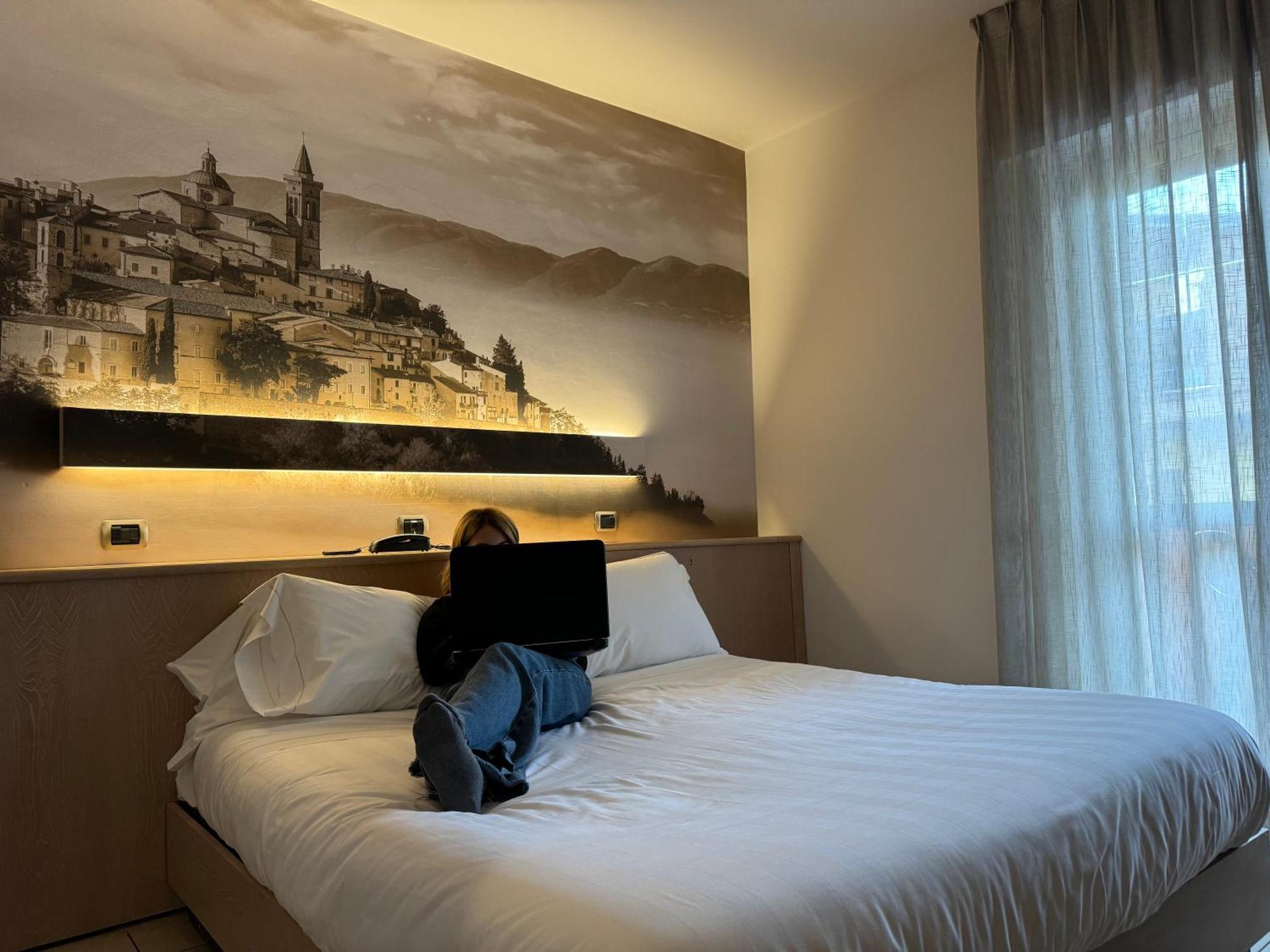 Hotel Cladan Asyż Zewnętrze zdjęcie