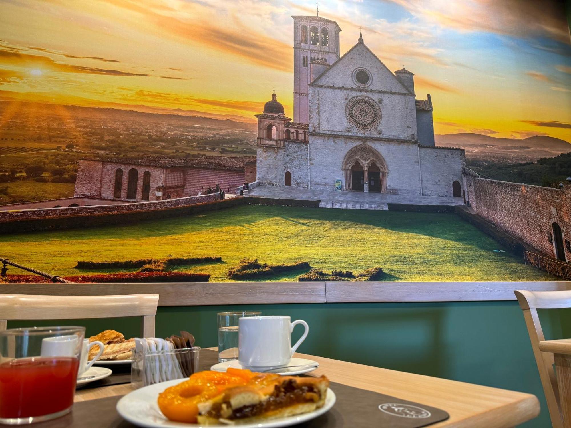 Hotel Cladan Asyż Zewnętrze zdjęcie