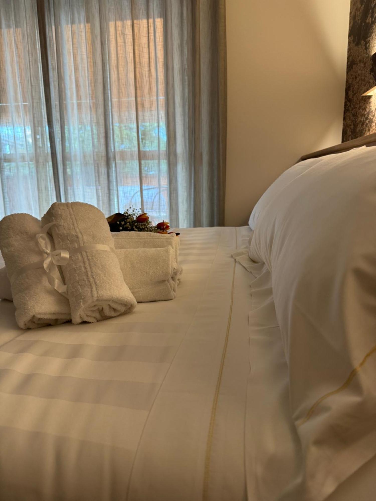 Hotel Cladan Asyż Zewnętrze zdjęcie