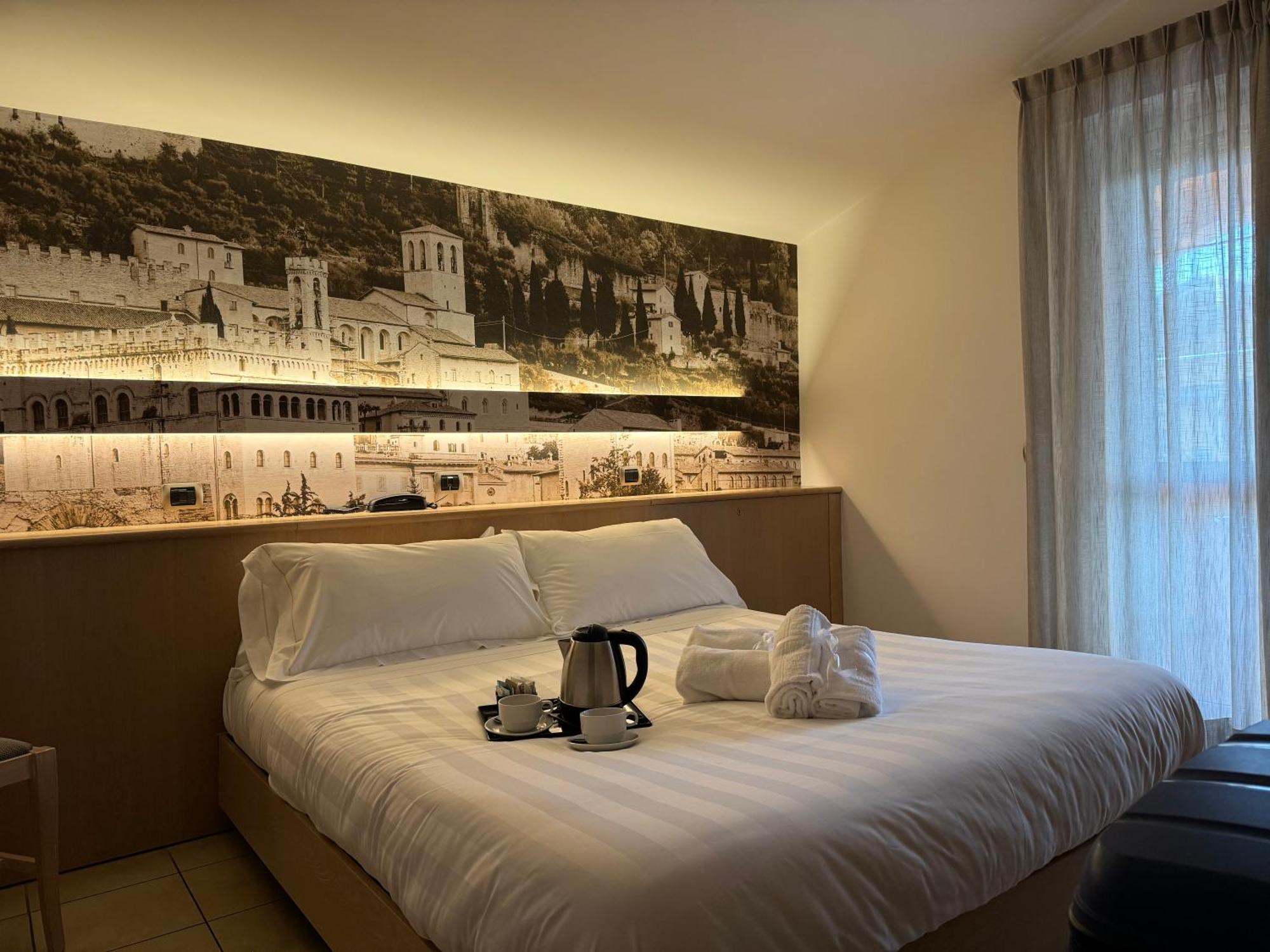 Hotel Cladan Asyż Zewnętrze zdjęcie