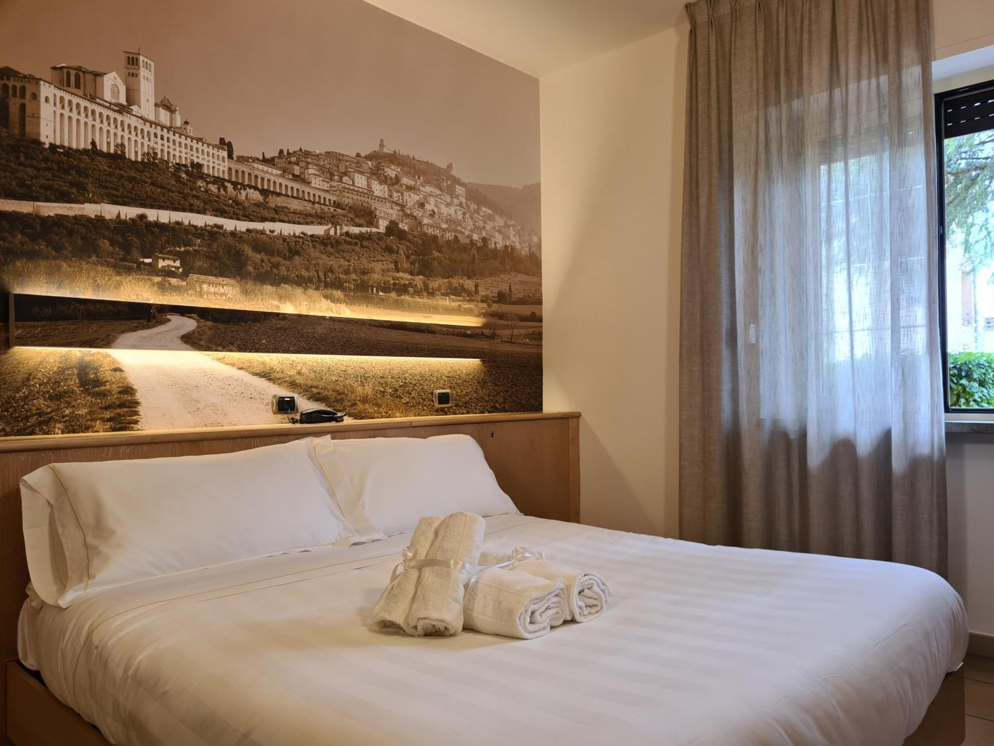 Hotel Cladan Asyż Zewnętrze zdjęcie