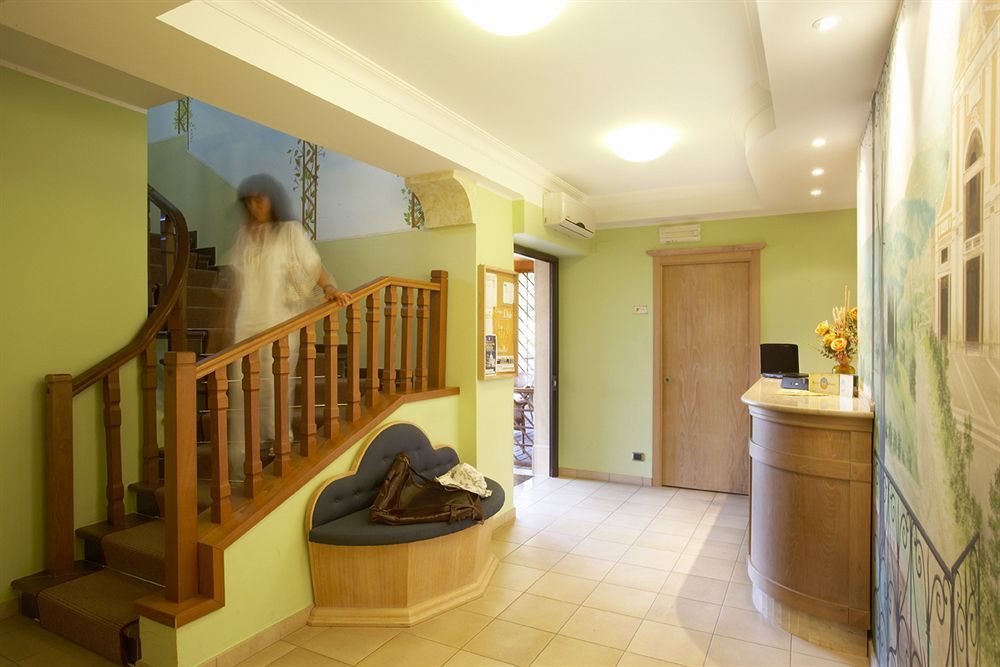 Hotel Cladan Asyż Zewnętrze zdjęcie